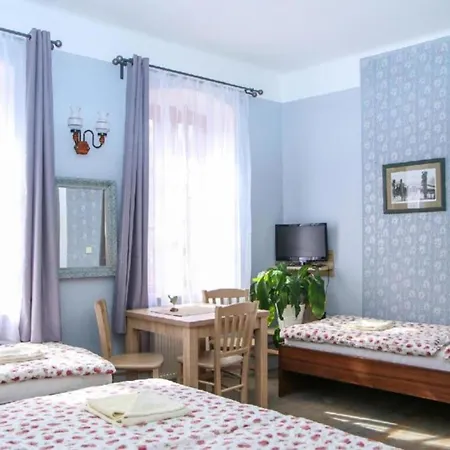 Mini Abraka Český Krumlov