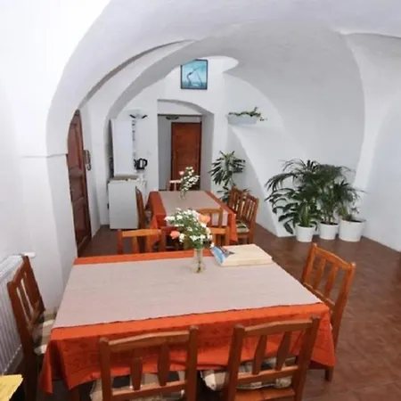 Lägenhetshotell Mini Abraka Český Krumlov