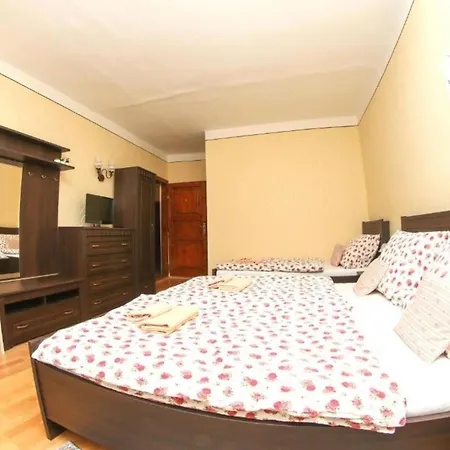 Mini Abraka 4*