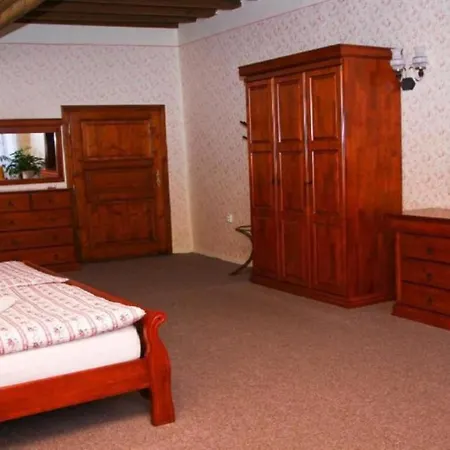 Mini Abraka Lägenhetshotell 4*