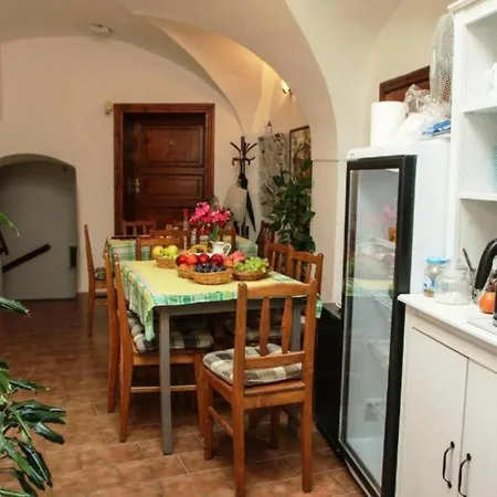 Mini Abraka Český Krumlov